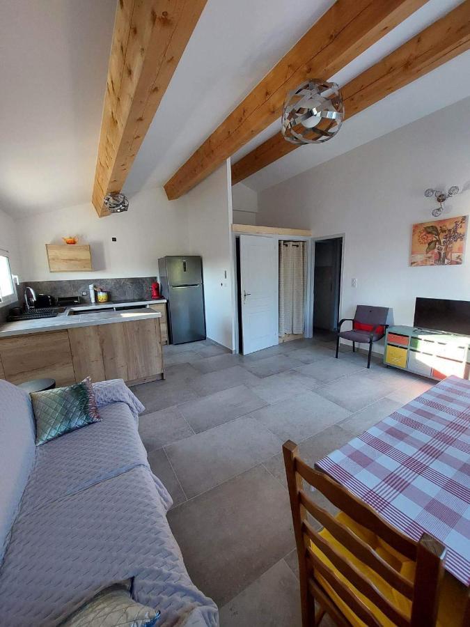 Appartement 50M2 Au Coeur De Sussargues Экстерьер фото